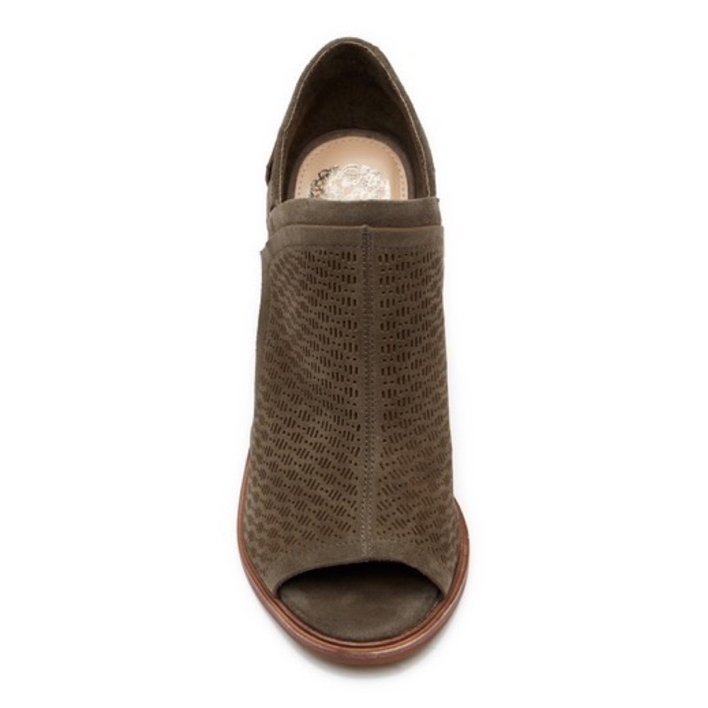 Vince Camuto Tornado 01 Karini Booties - Picture 5 of 13
